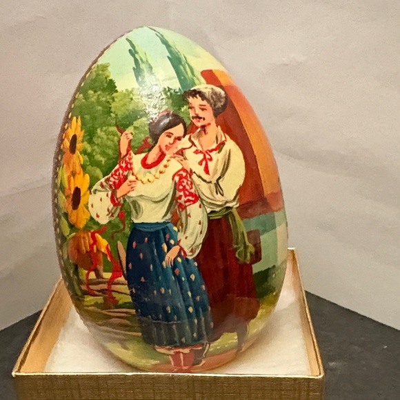 Vibrant Ukraine Wood Hand-Painted Easter Egg with Folk Scene - Picture 4 of 10